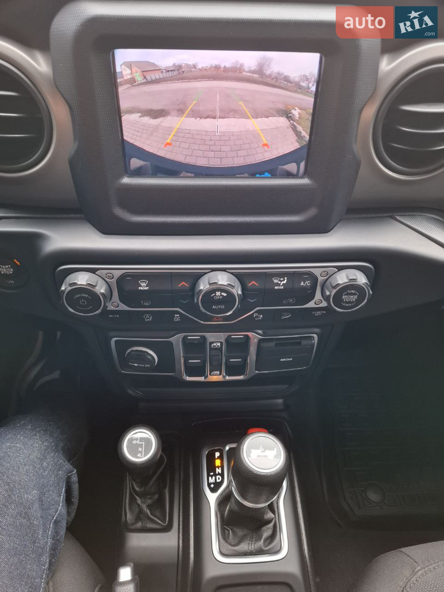 2020 Jeep Wrangler - мініатюра 8