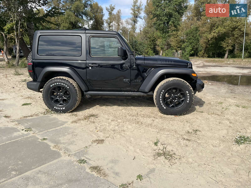 Внедорожник / Кроссовер Jeep Wrangler 2022 в Киеве