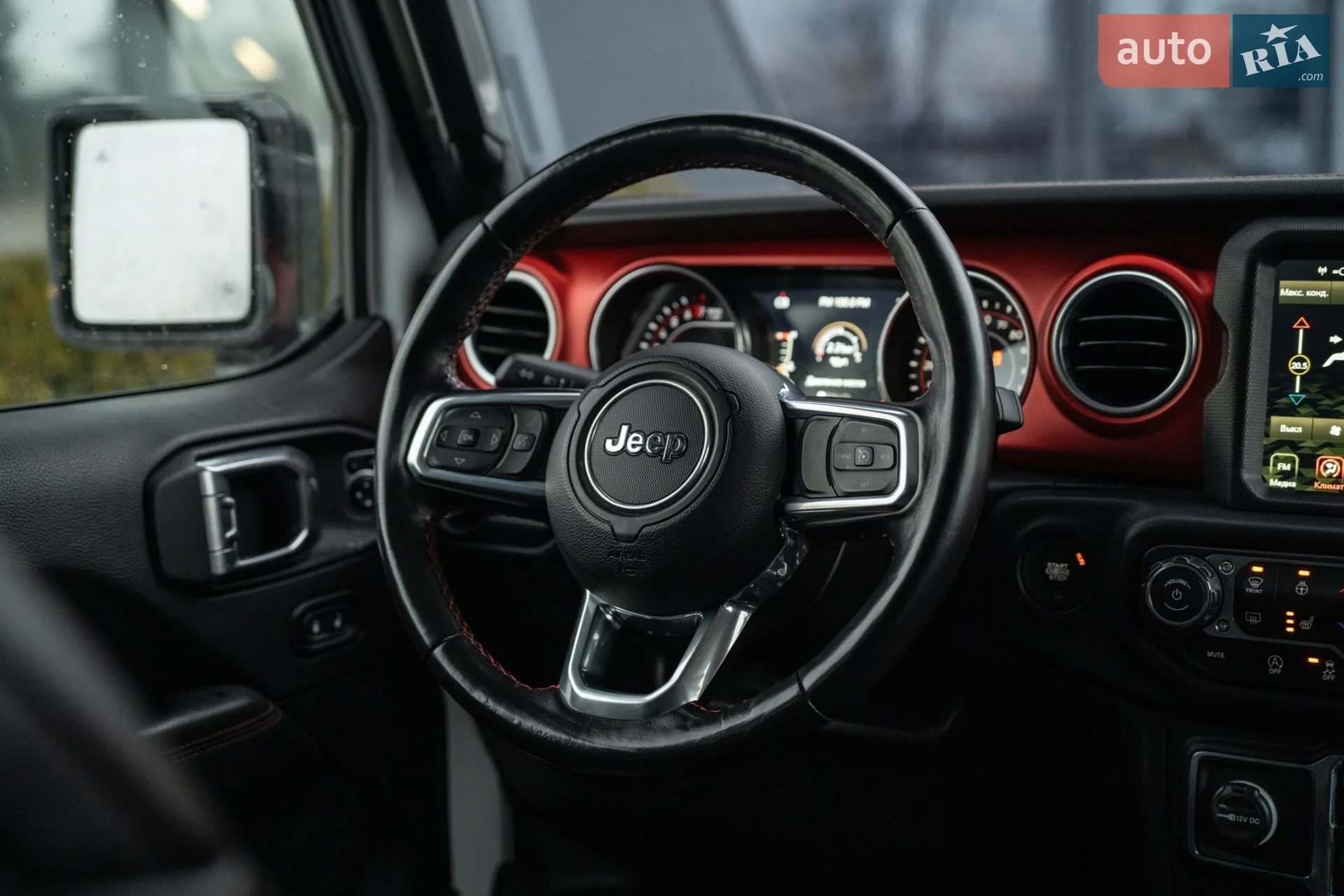 2020 Jeep Wrangler - мініатюра 31