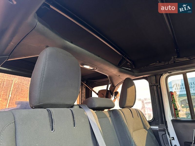 Внедорожник / Кроссовер Jeep Wrangler 2024 в Ужгороде