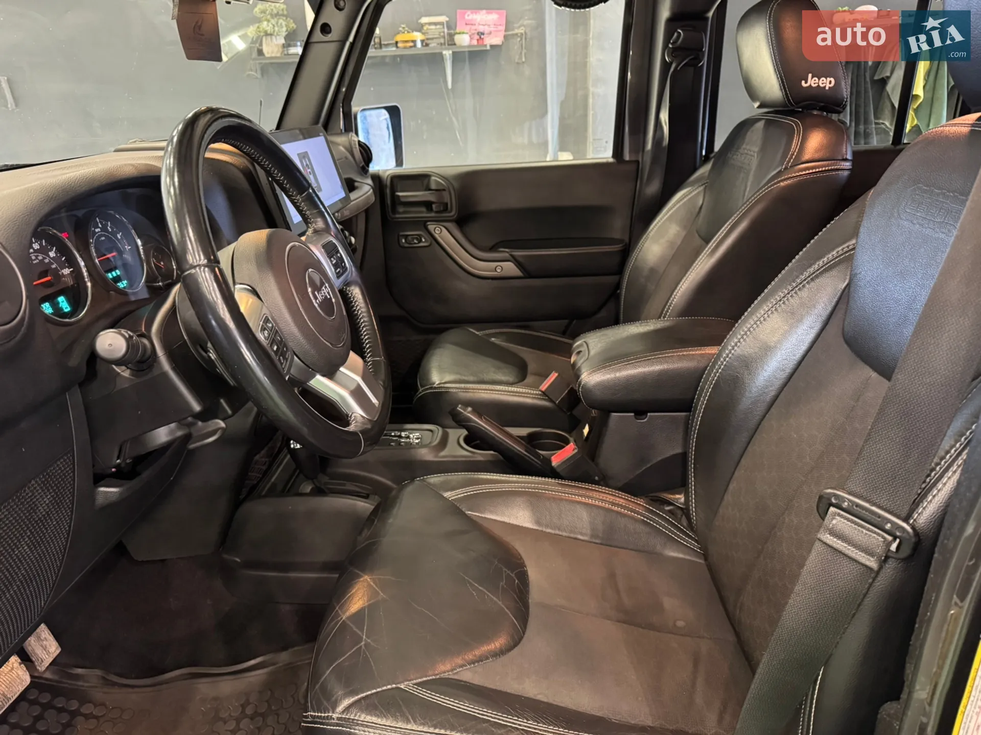 2017 Jeep Wrangler - мініатюра 42