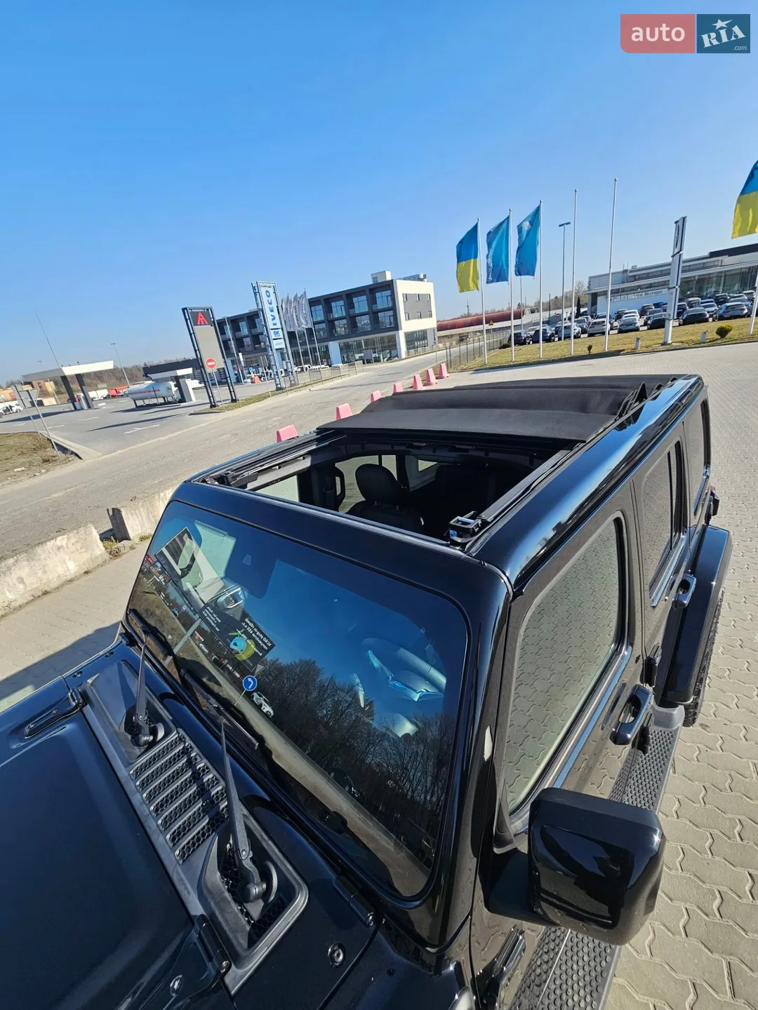 2023 Jeep Wrangler - мініатюра 11