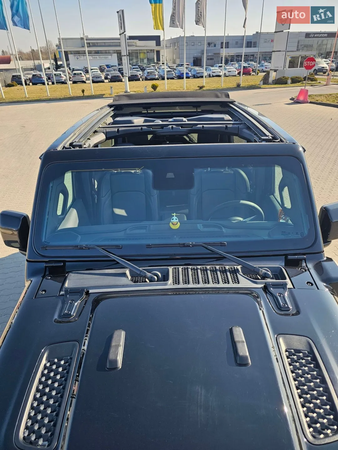 2023 Jeep Wrangler - фото 1