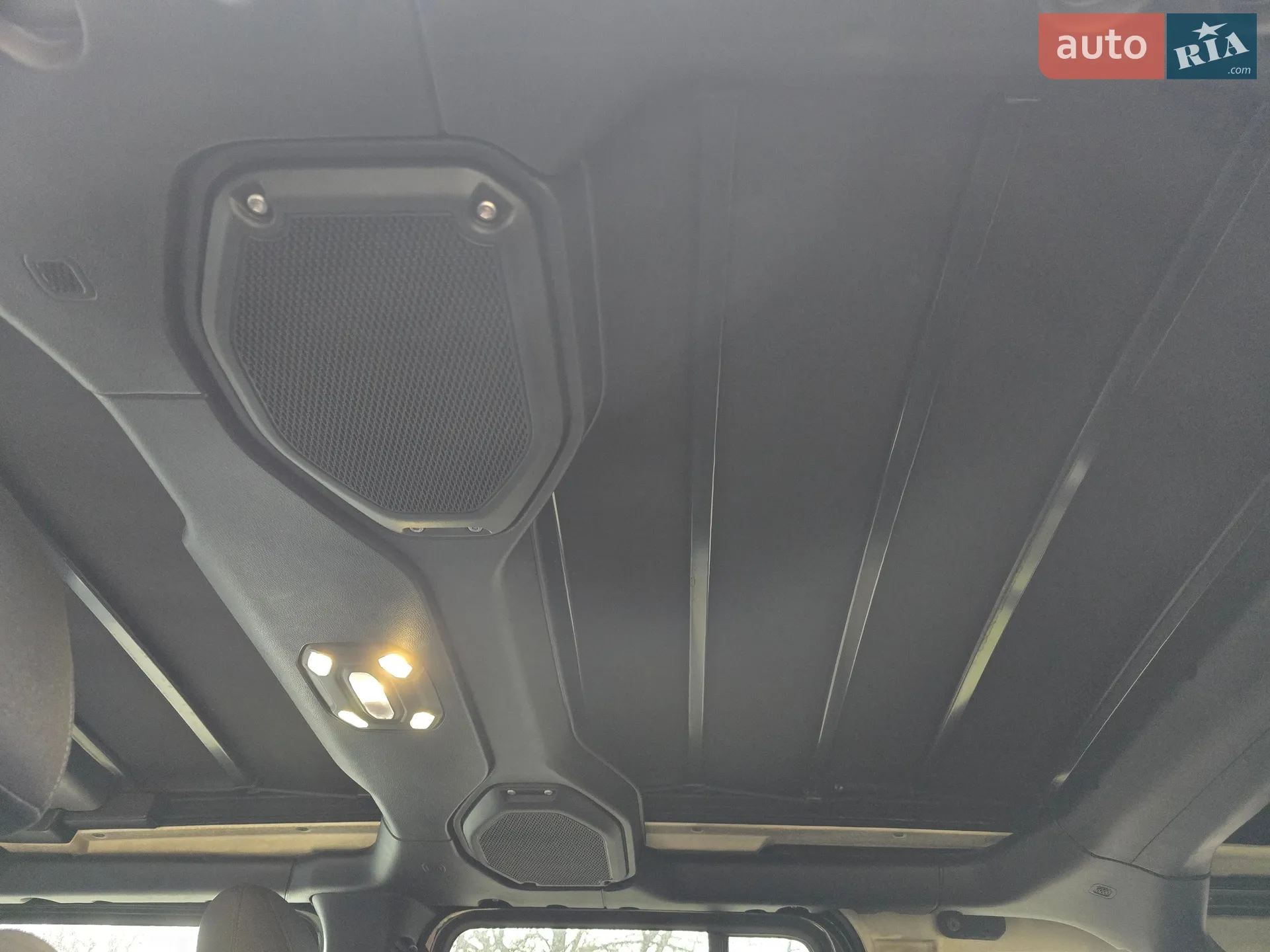 2021 Jeep Wrangler - мініатюра 12