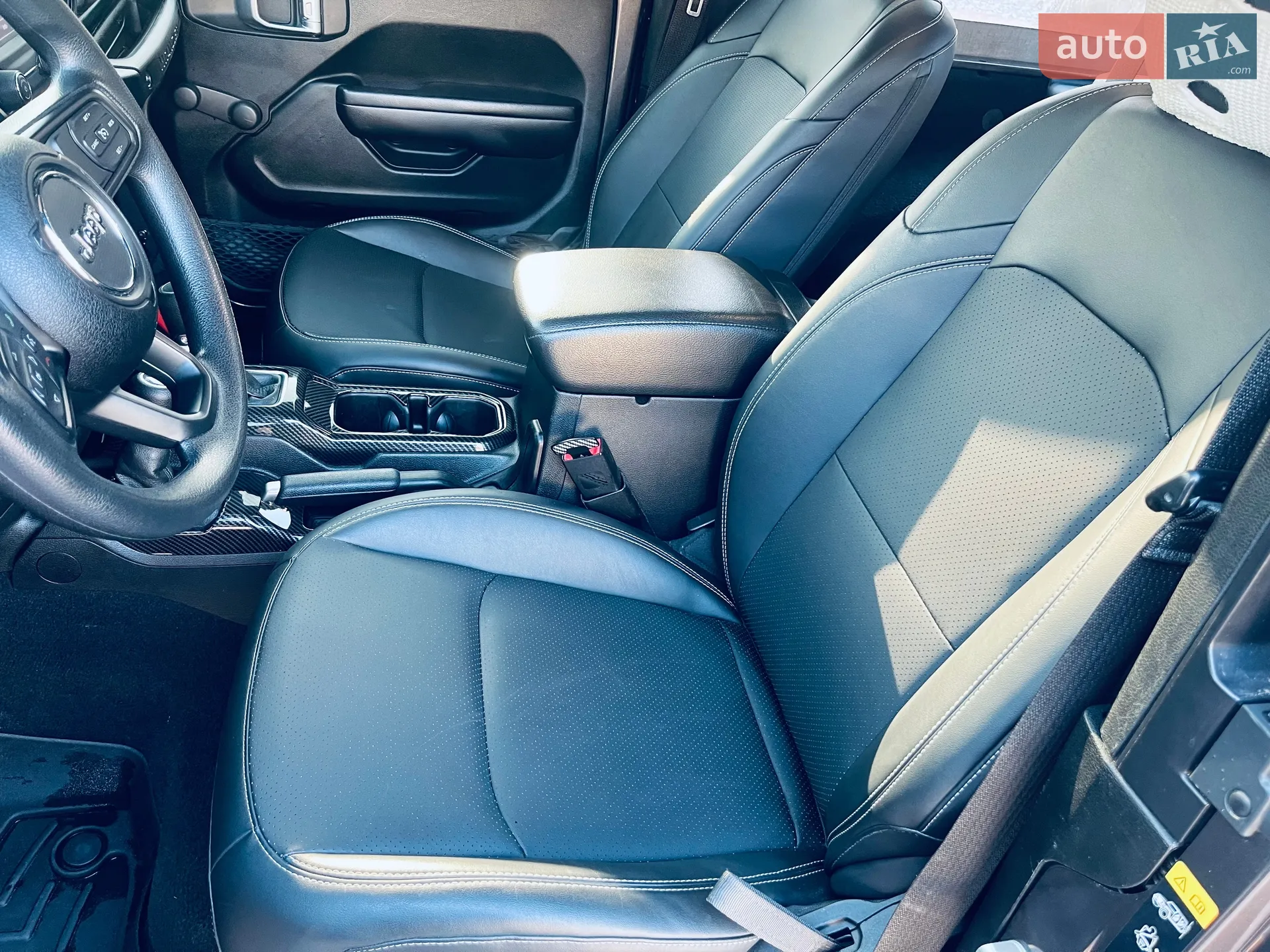 2021 Jeep Wrangler - мініатюра 27