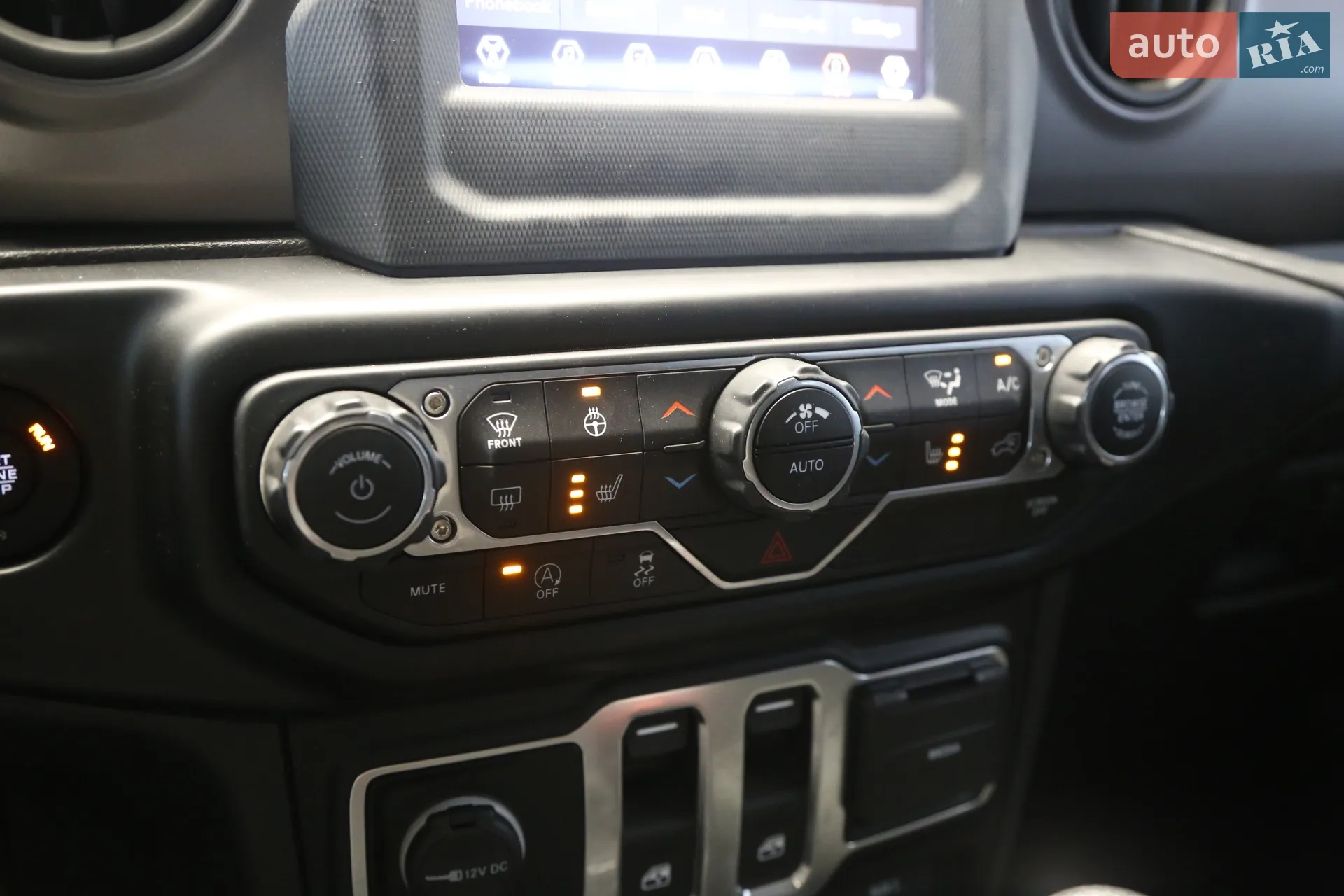 2021 Jeep Wrangler - мініатюра 21