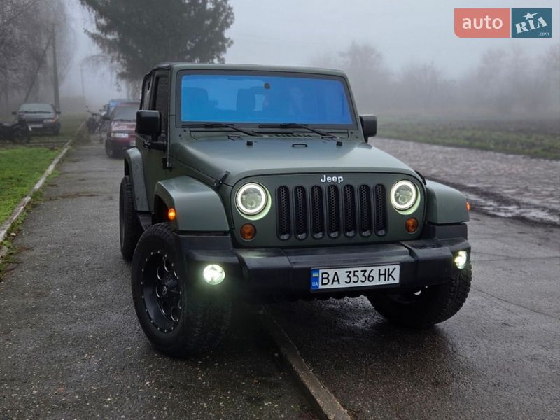 Позашляховик / Кросовер Jeep Wrangler 2013 в Кропивницькому