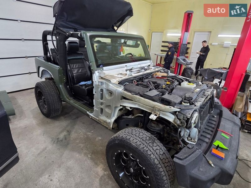 Позашляховик / Кросовер Jeep Wrangler 2013 в Кропивницькому