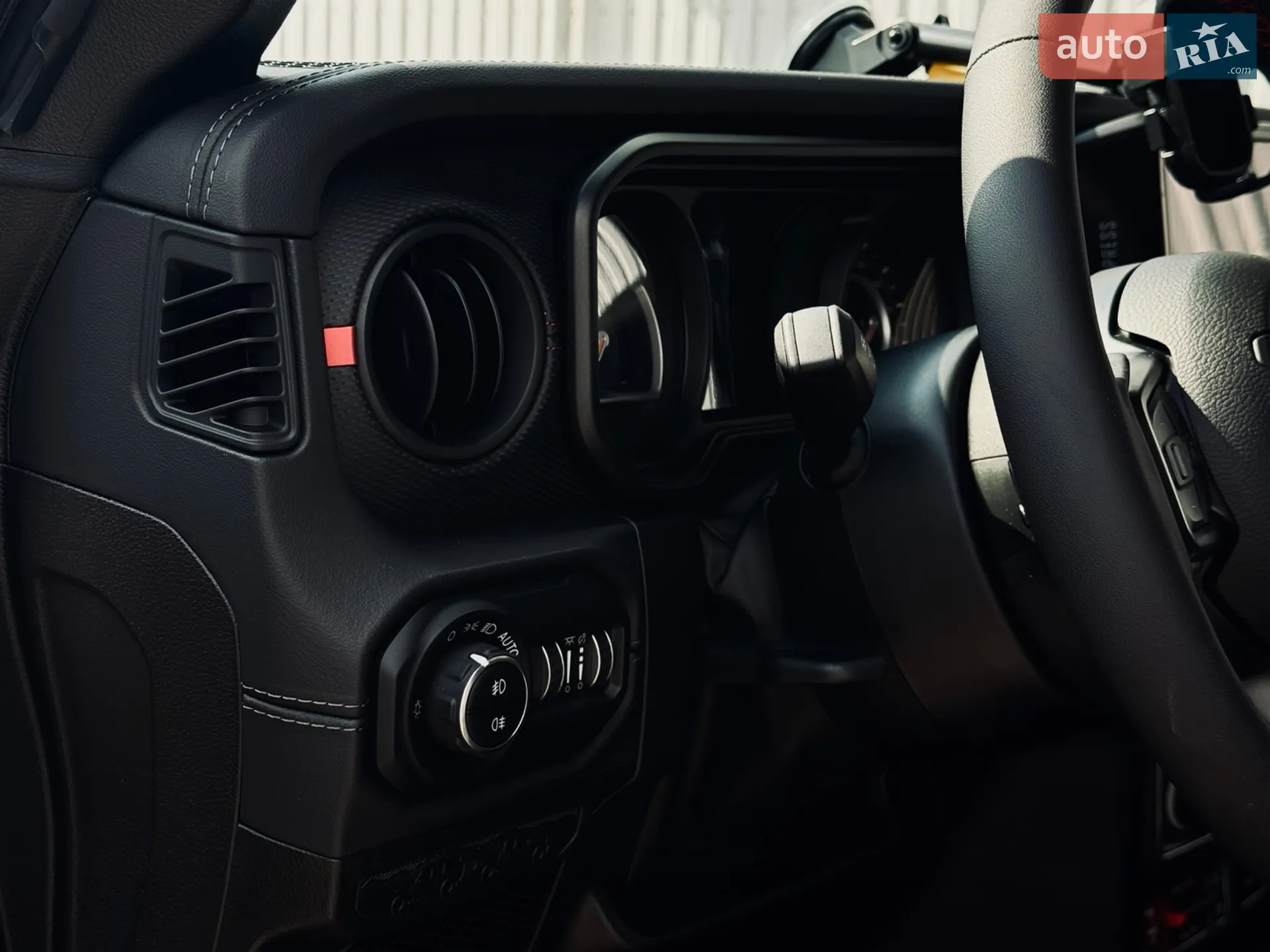 2024 Jeep Wrangler - мініатюра 24