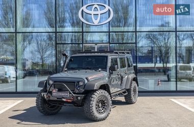 Внедорожник / Кроссовер Jeep Wrangler 2016 в Днепре
