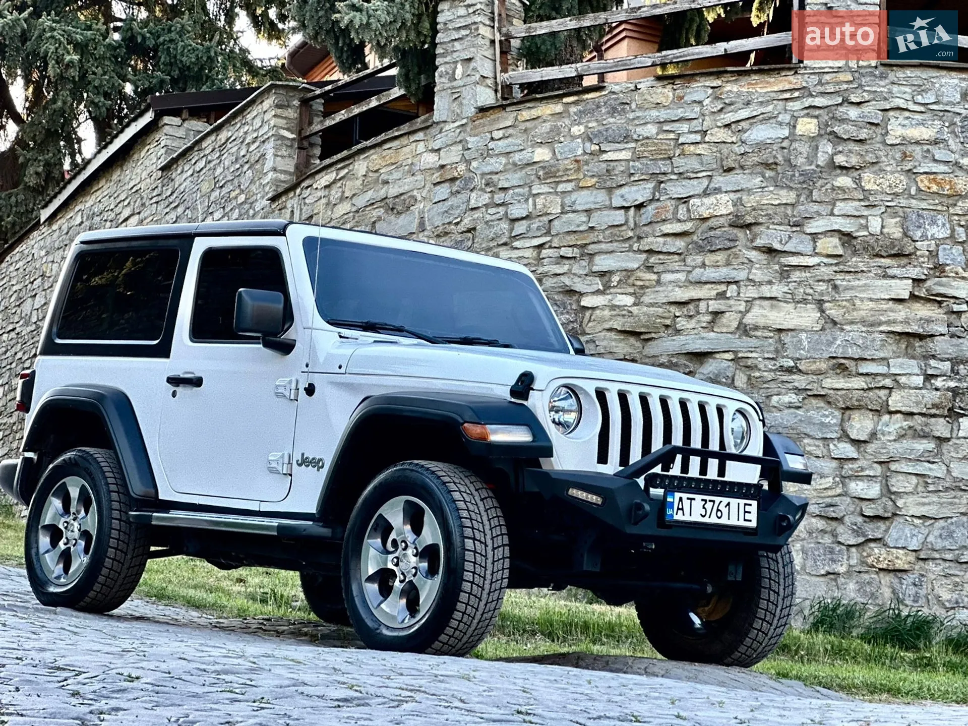 2019 Jeep Wrangler - фото 1
