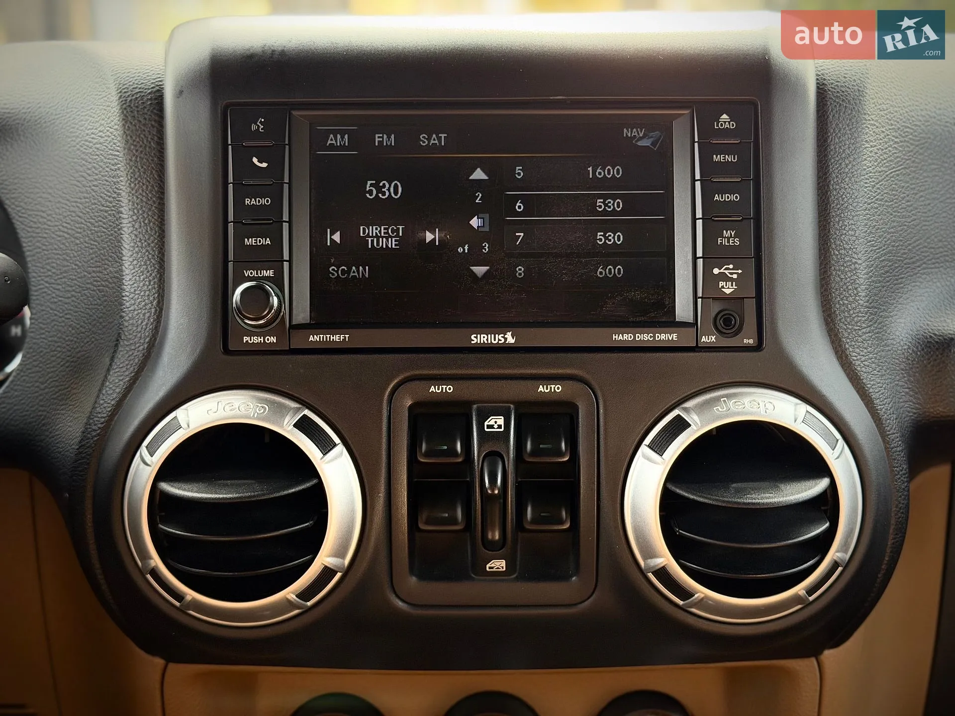 2013 Jeep Wrangler - мініатюра 46