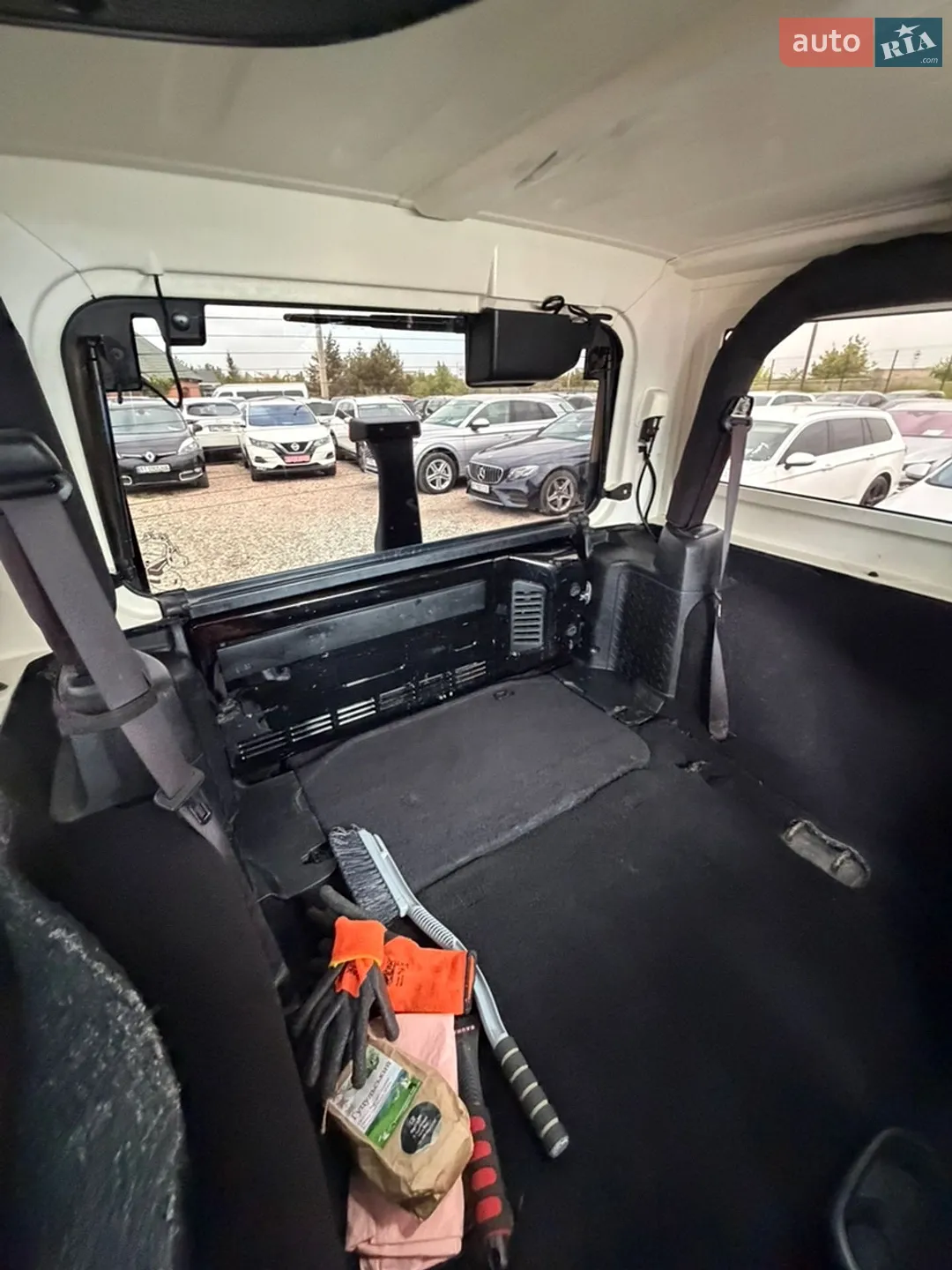 2016 Jeep Wrangler - мініатюра 25