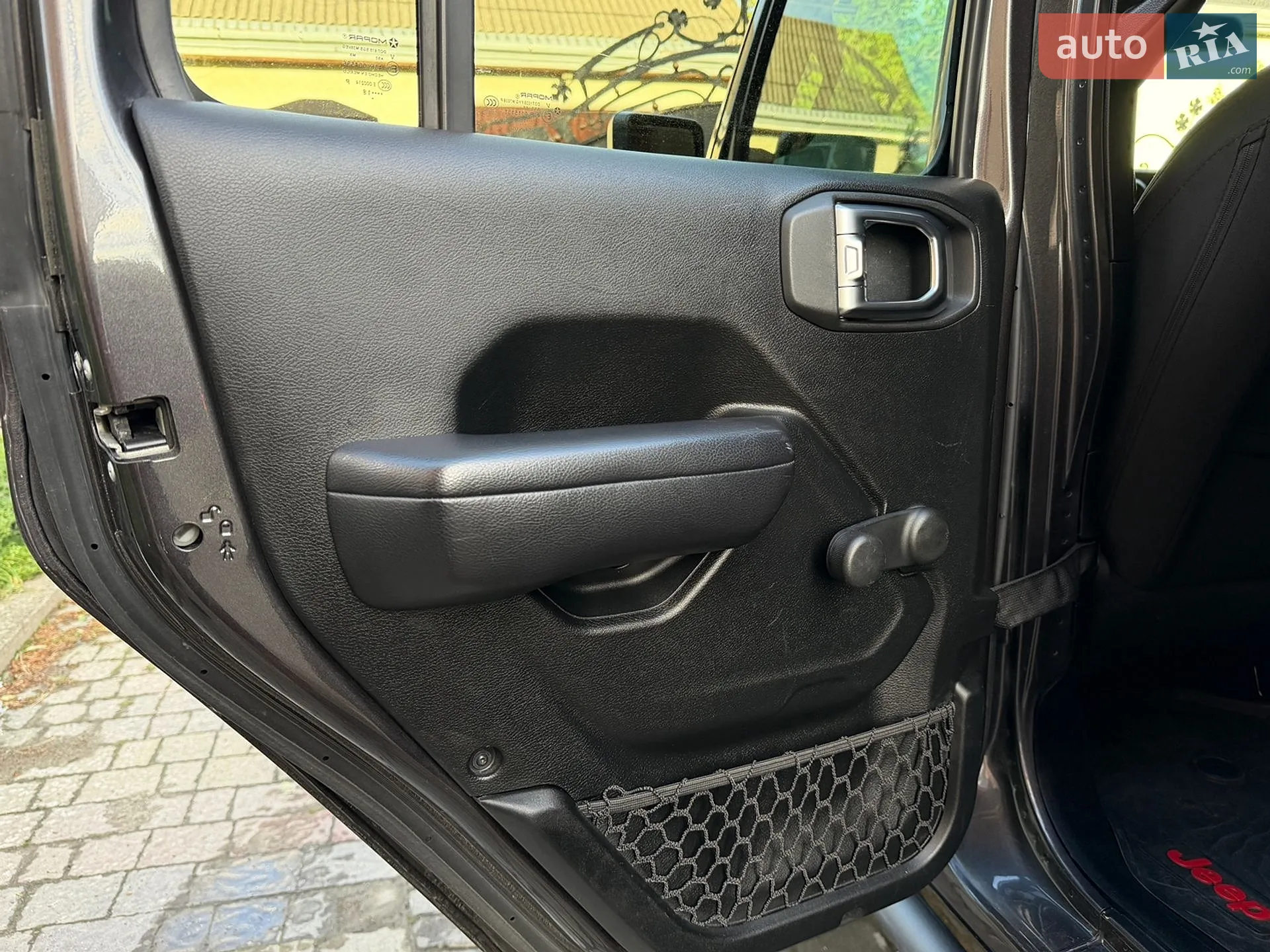 2018 Jeep Wrangler - мініатюра 35