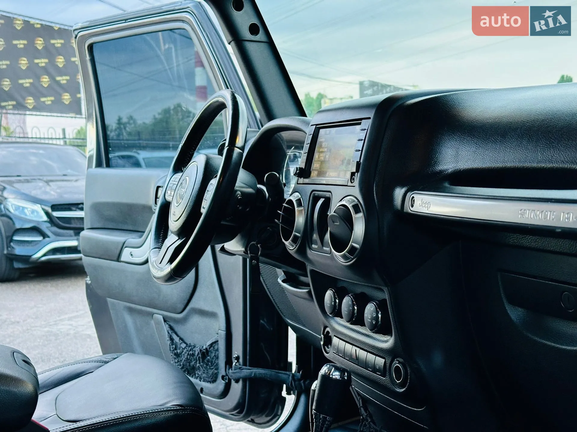 2016 Jeep Wrangler - мініатюра 18