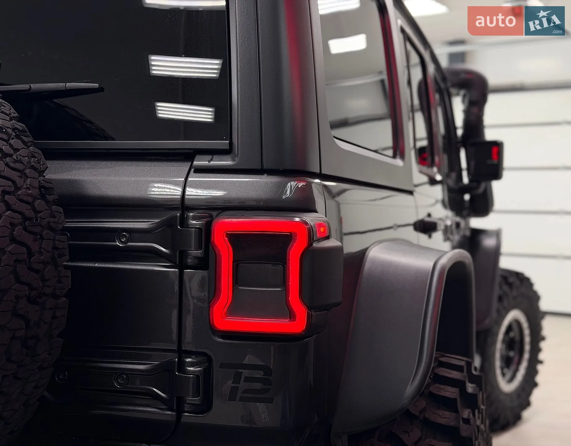 2020 Jeep Wrangler - мініатюра 20