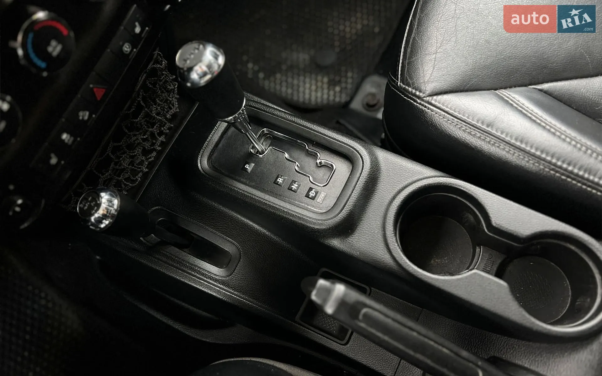 2017 Jeep Wrangler - мініатюра 18