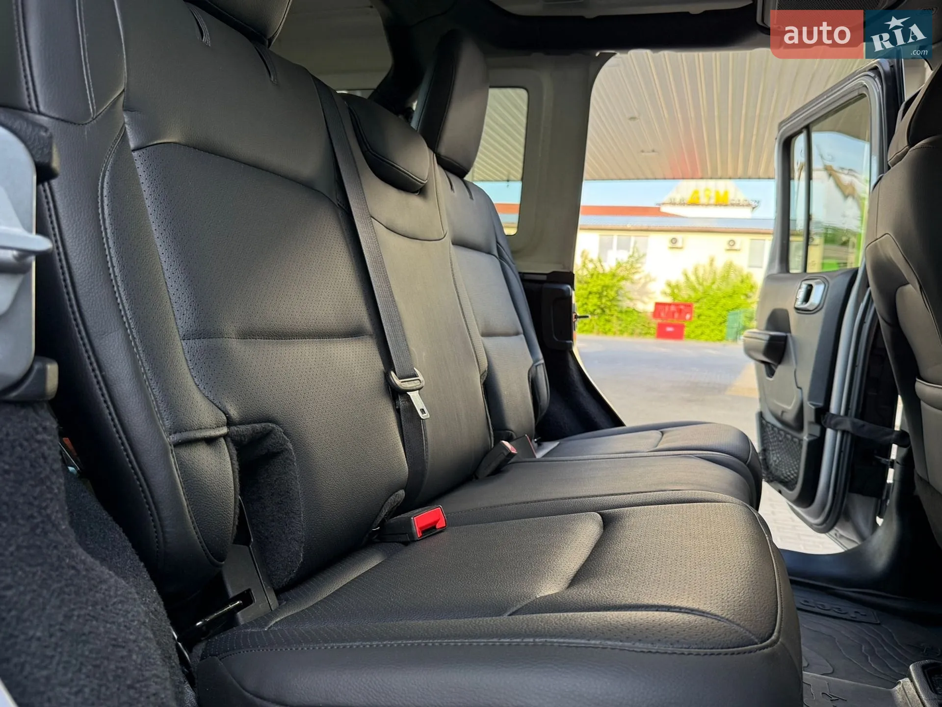 2018 Jeep Wrangler - мініатюра 22