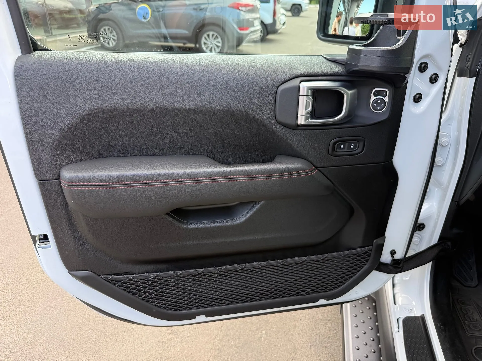 2023 Jeep Wrangler - мініатюра 18