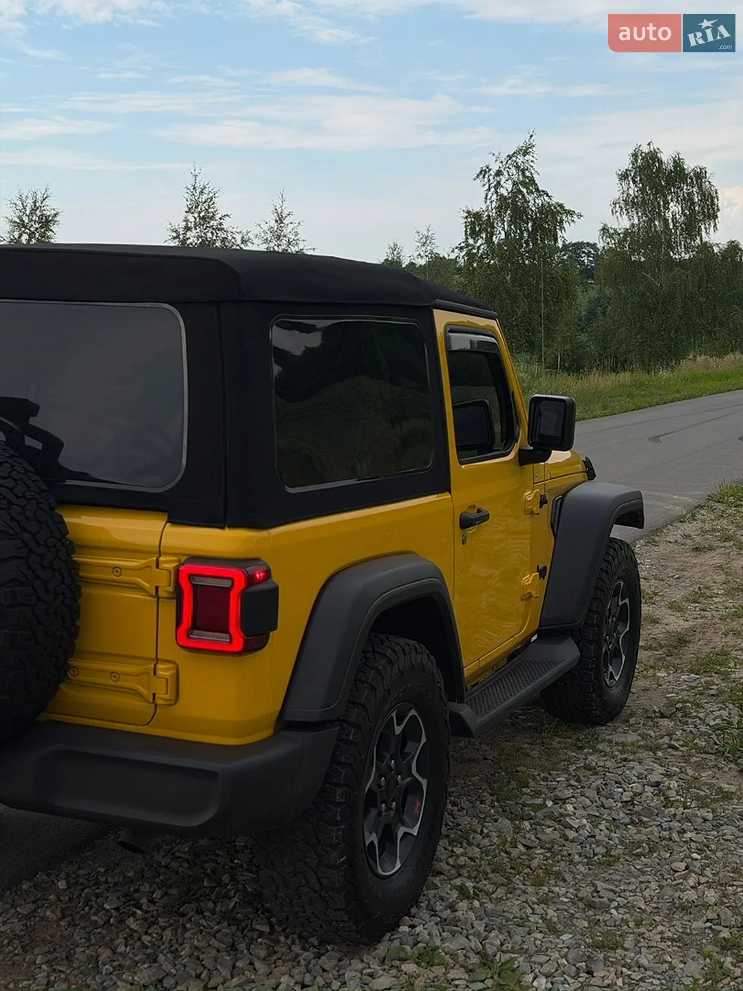 2021 Jeep Wrangler - мініатюра 27