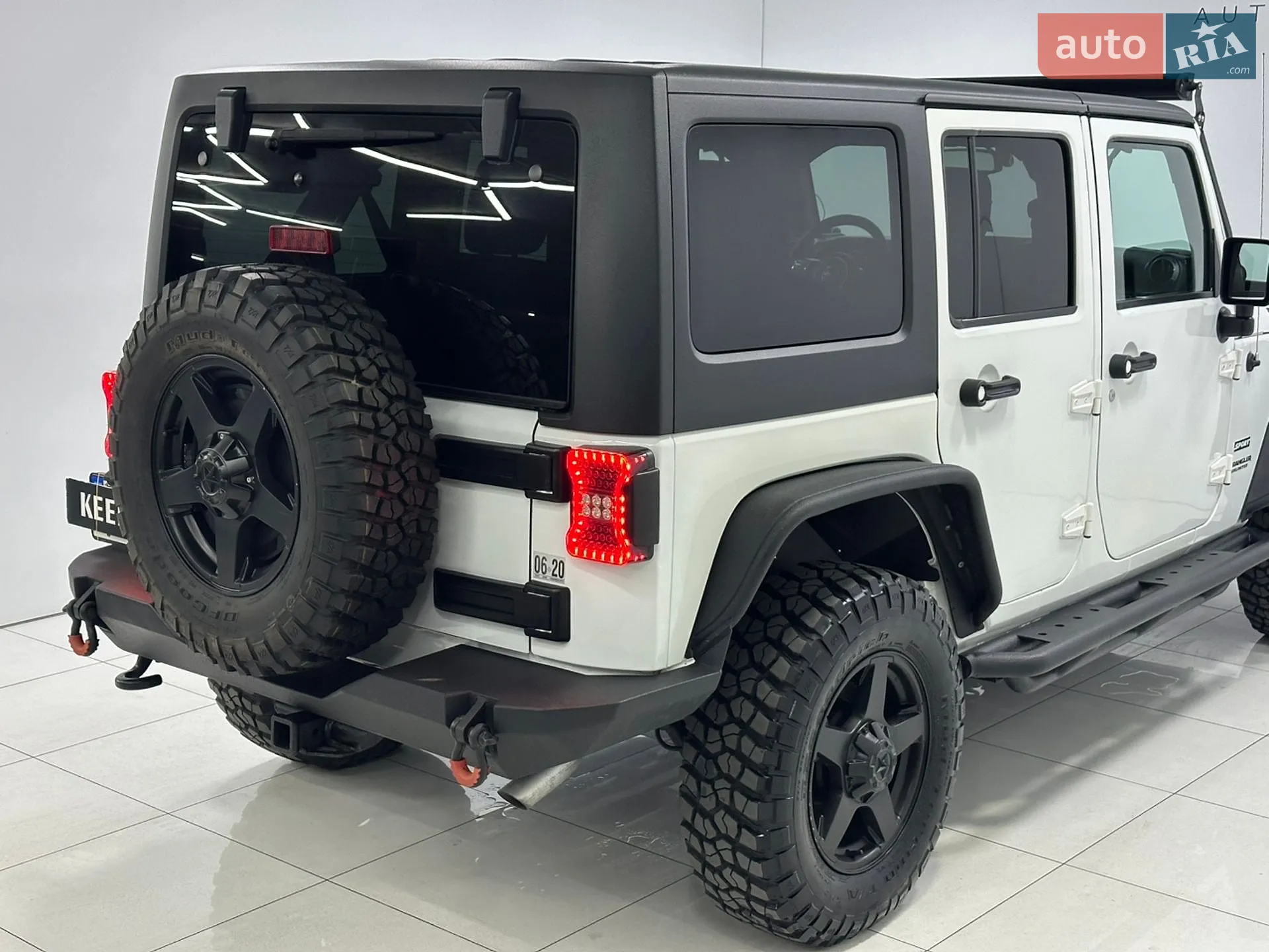 2017 Jeep Wrangler - мініатюра 15