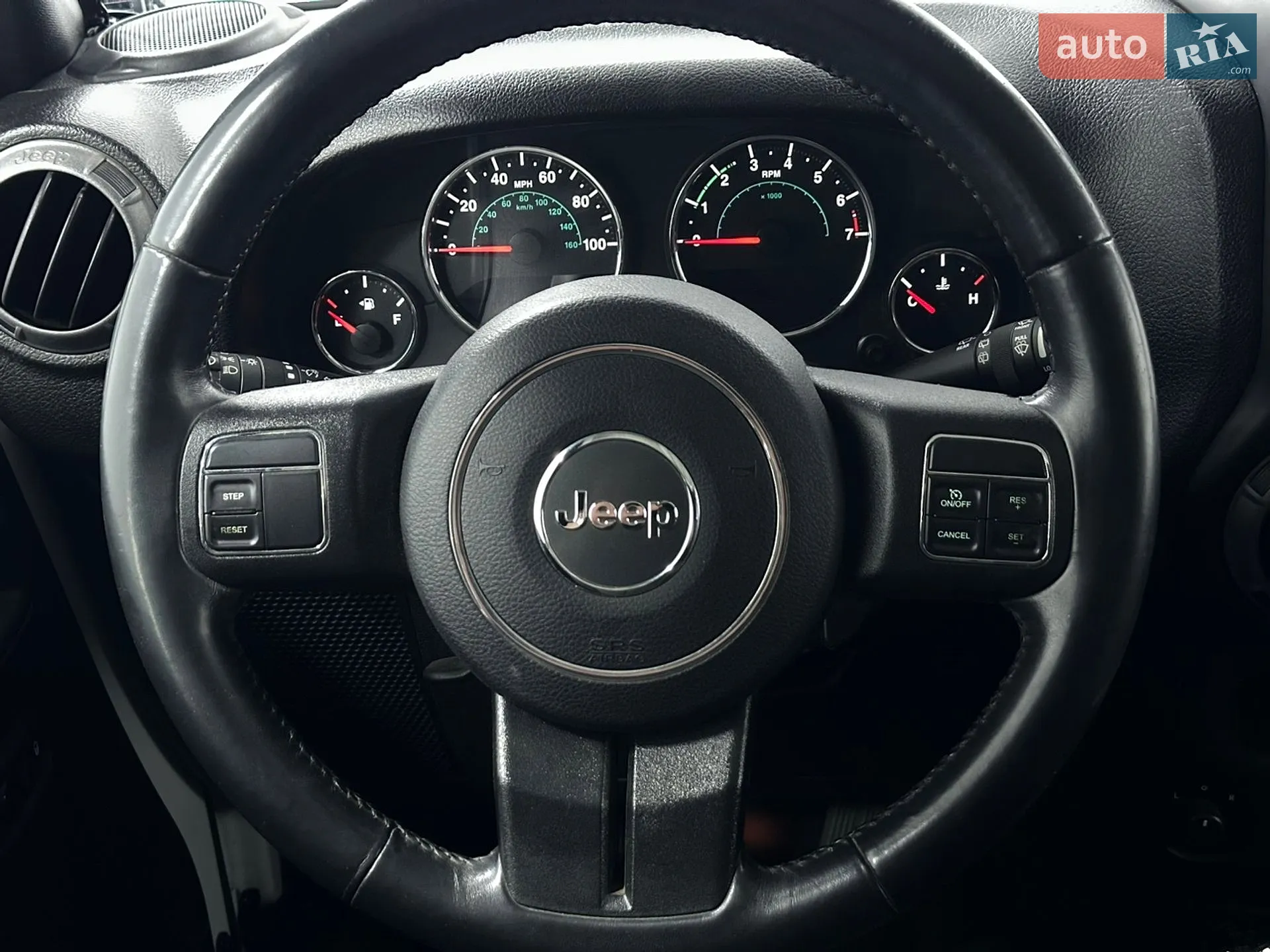 2017 Jeep Wrangler - мініатюра 32