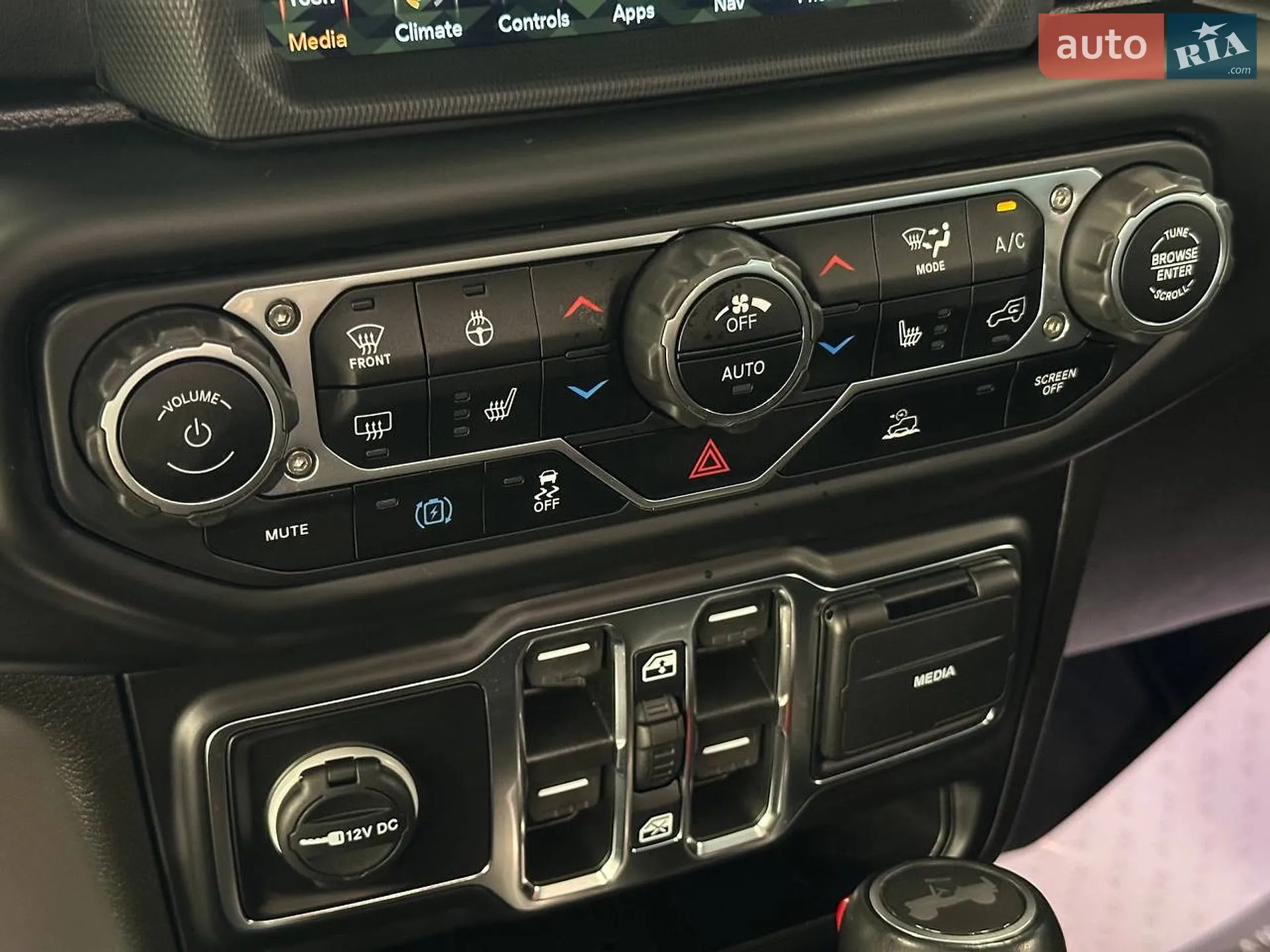 2022 Jeep Wrangler - мініатюра 24