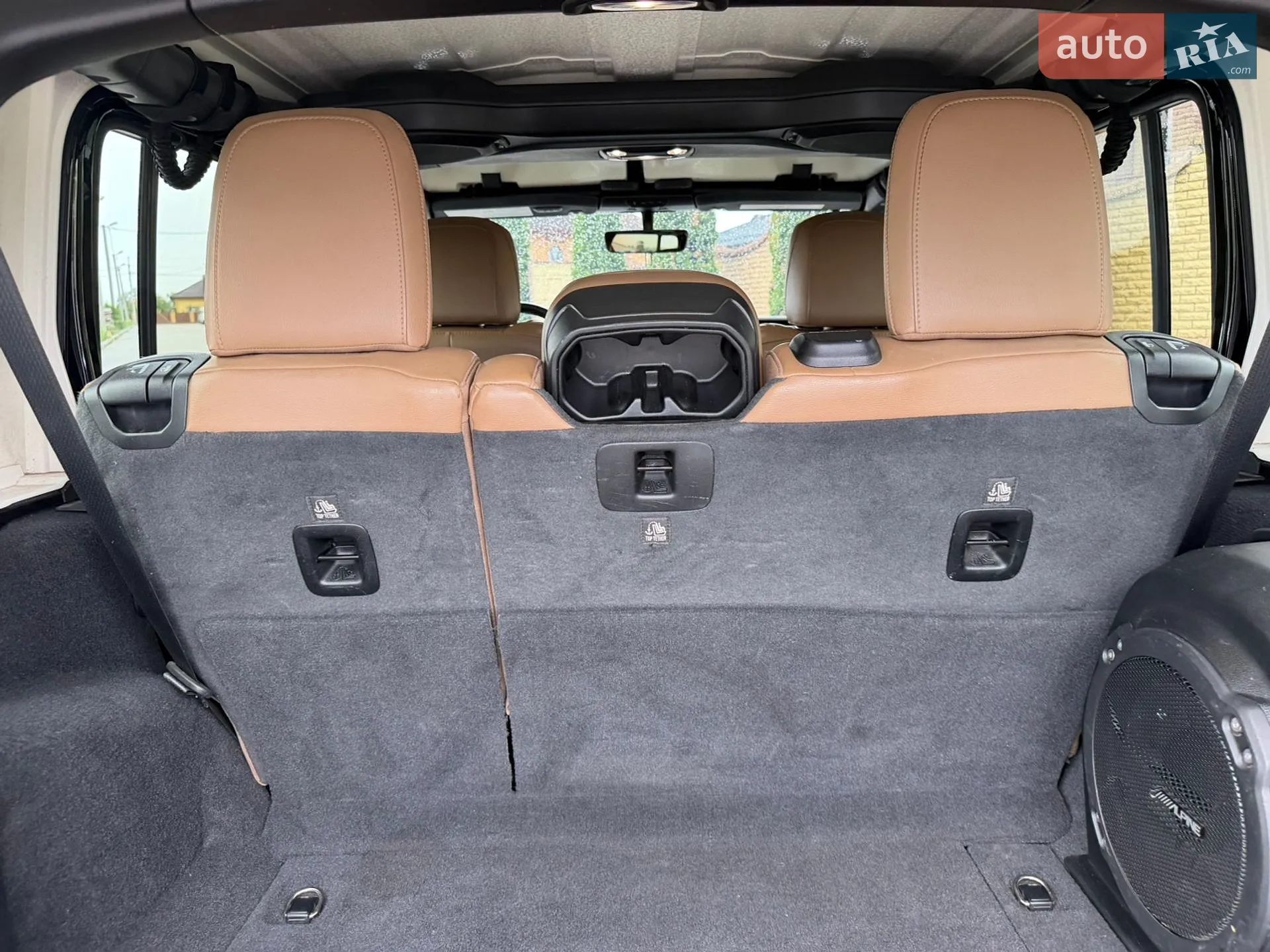 2020 Jeep Wrangler - мініатюра 42