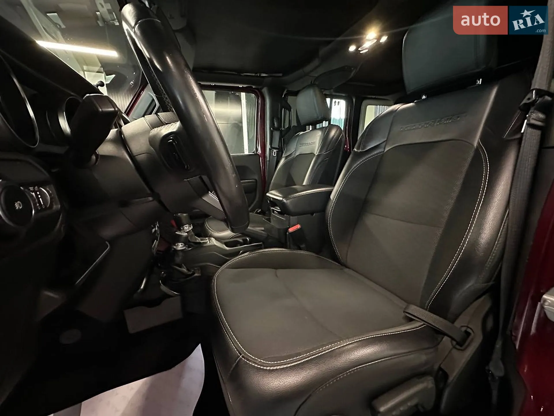 2021 Jeep Wrangler - мініатюра 14