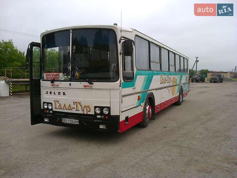 Туристический / Междугородний автобус Jelcz PR110 1988 в Чорткове