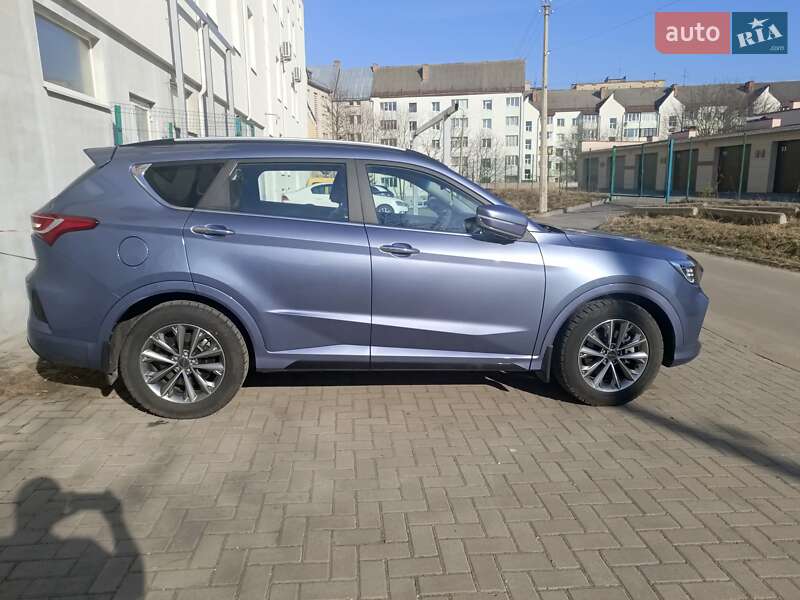 Позашляховик / Кросовер Jetour X70 2022 в Рівному
