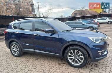 Позашляховик / Кросовер Jetour X70 2021 в 