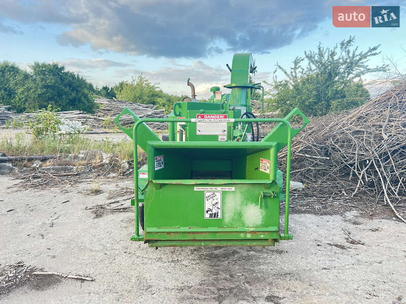 Дробильная установка, дробилка John Deere 1210G 2010 в Хмельницком