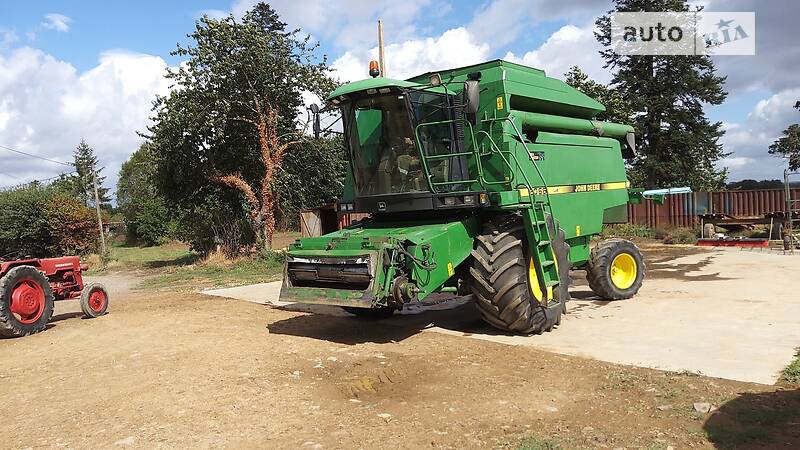 John Deere 2066