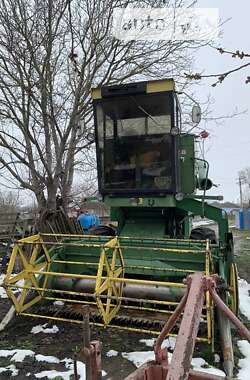 Інша спецтехніка John Deere 935 1984 в Сокирянах