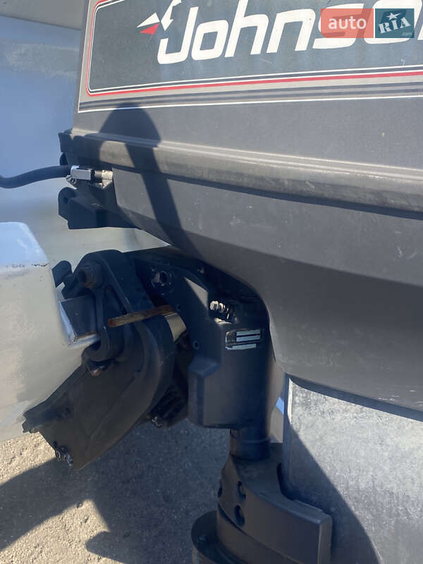 Човен Johnson BRP 70 2000 в Жмеринці