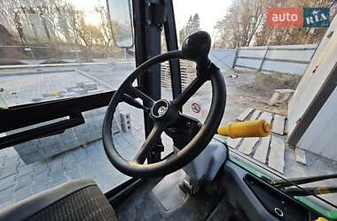 Прибиральна машина Johnston Sweepers 142A101T 2010 в 
