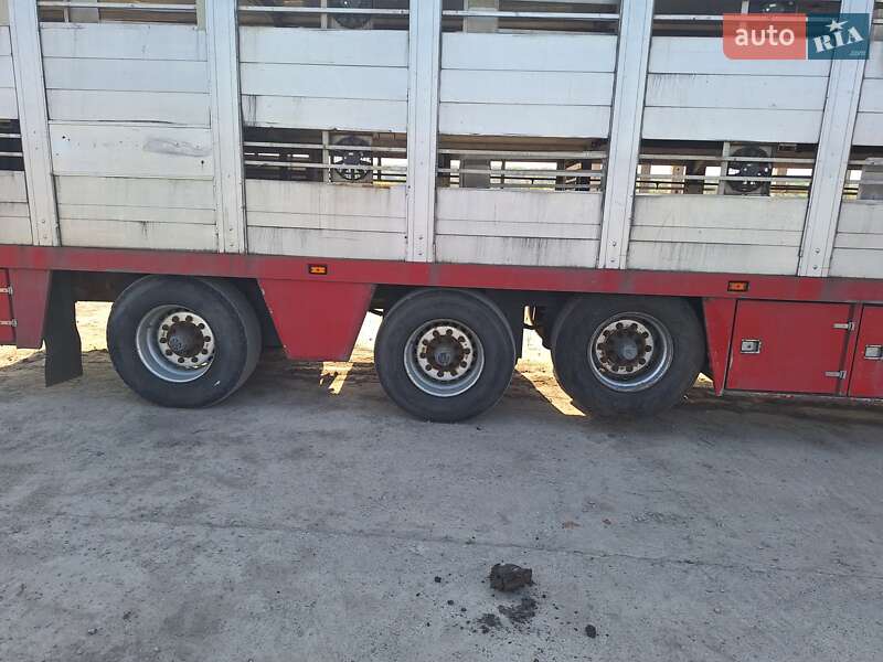 Для перевозки животных - полуприцеп Jumbo DO 240 Z3 1995 в Днепре