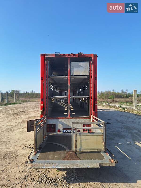Для перевозки животных - полуприцеп Jumbo DO 240 Z3 1995 в Днепре