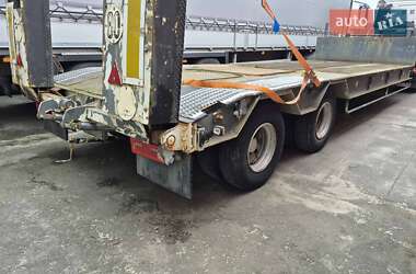 Платформа Kaiser Robuste 1997 в Бучі