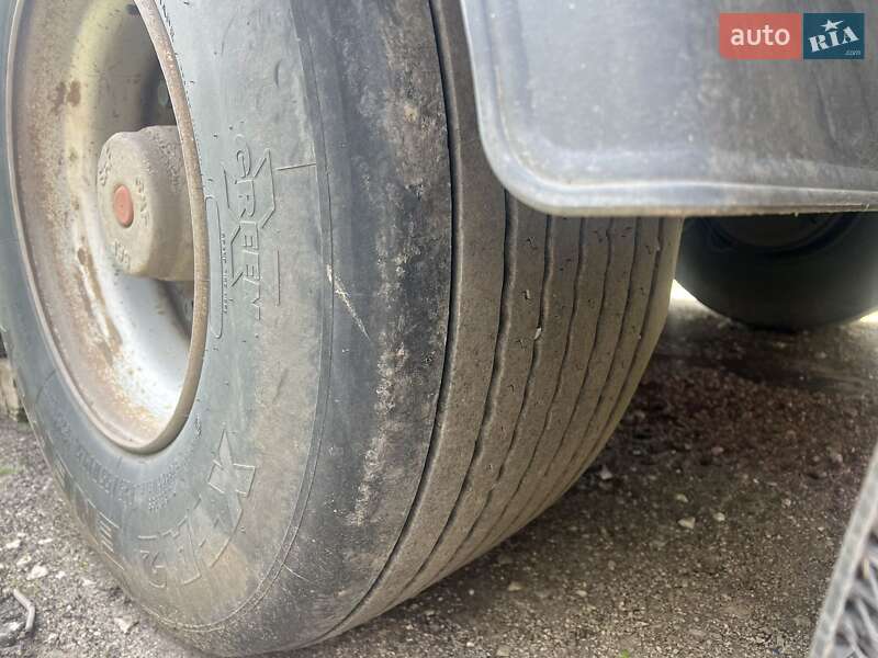 Зерновоз - напівпричіп Kaiser S 3803G 1996 в Кривому Розі