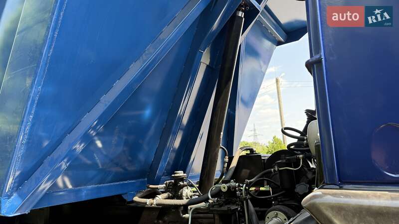 Самосвал КамАЗ 4310 2005 в Пирятине