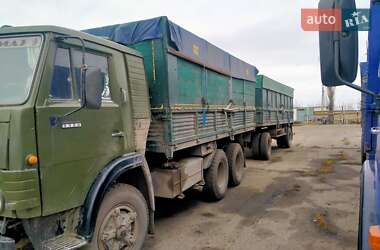 Зерновоз КамАЗ 5230 1987 в 