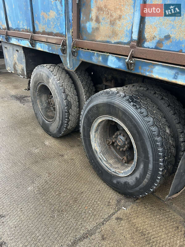 Зерновоз КамАЗ 5320 1975 в Первомайске