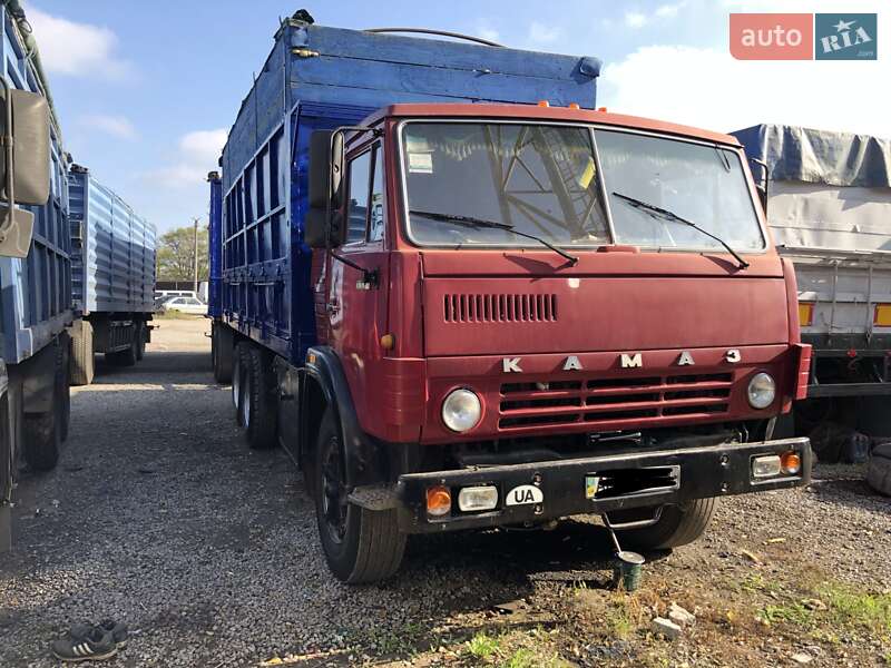 Зерновоз КамАЗ 53212 1982 в 