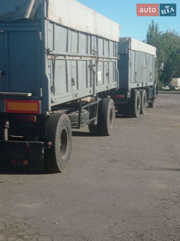 Контейнеровоз КамАЗ 53212 1990 в Новоархангельську