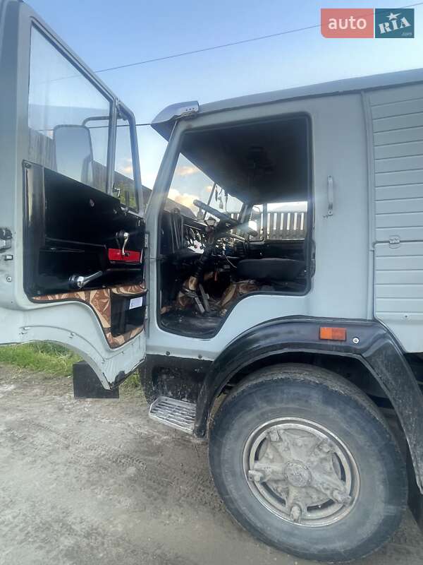 Зерновоз КамАЗ 53212 1985 в Тячеві