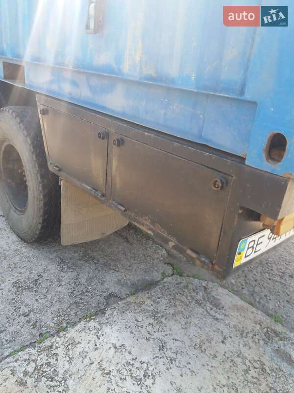 Контейнеровоз КамАЗ 53212 1991 в Миколаєві