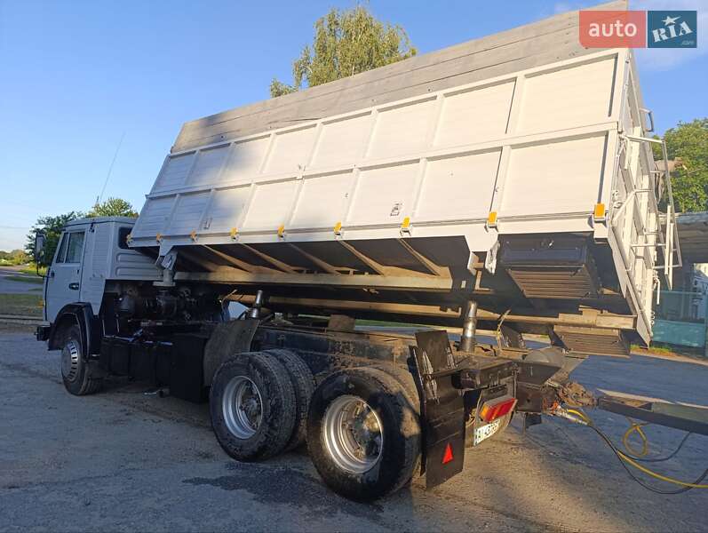 Самоскид КамАЗ 53212 1992 в Березані