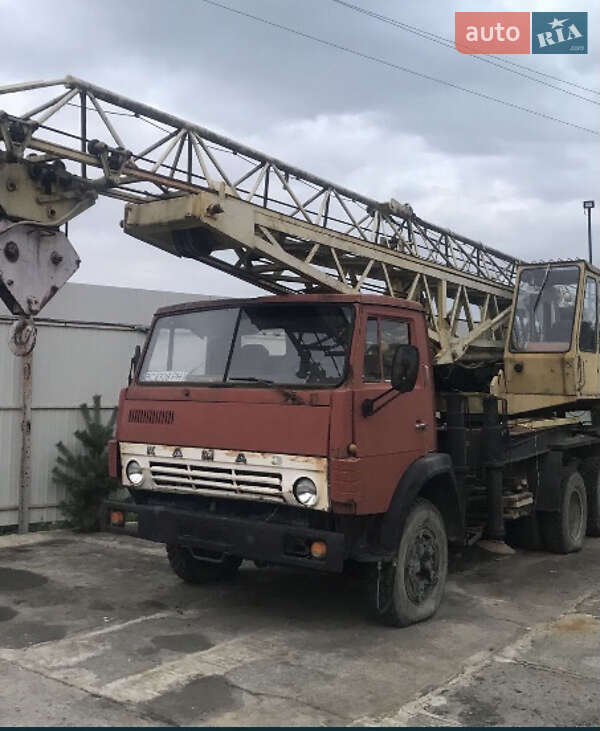 Автокран КамАЗ 53213 1990 в Львові